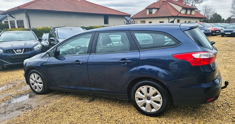 Ford Focus cena 22100 przebieg: 234000, rok produkcji 2012 z Połczyn-Zdrój małe 781